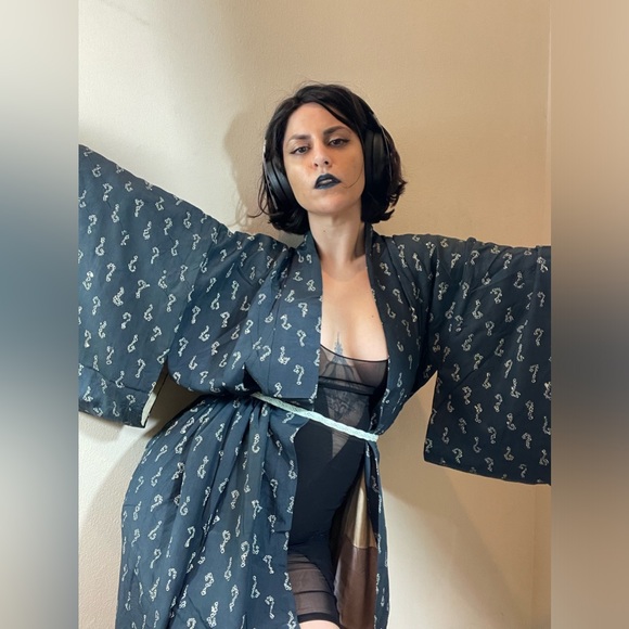 True antique crepe silk kimono question mark the riddler joker Batman usomono - Picture 2 of 16